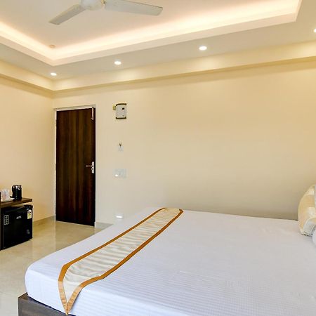 Отель Lemon Prime New Town Экстерьер фото