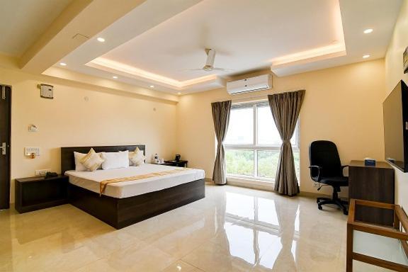 Отель Lemon Prime New Town Экстерьер фото